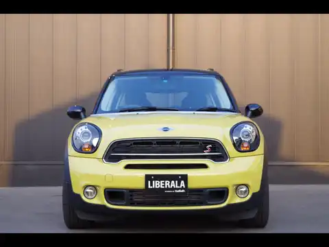 カタログ画像：ＭＩＮＩ （MINI） クーパーＳ クロスオーバー オール４ サンライト 2015年5月 CBA-ZC16A 1600cc インターチェンジ・イエロー 燃費12.2km / l フロント