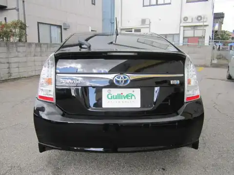 カタログ画像：プリウス （PRIUS） Ｇツーリングセレクション・レザーパッケージ 2009年5月 DAA-ZVW30 1800cc ブラック 燃費35.5km / l バック