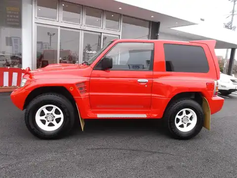 カタログ画像：パジェロ （PAJERO） エボリューション 1997年10月 E-V55W 3500cc パッションレッド（ソリッド塗装） 外装