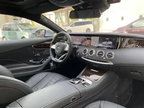 カタログ画像：Ｓクラス （S-CLASS） Ｓ５５０ ４マチック クーペ 2015年8月 DBA-217385 4700cc カバンサイトブルー（Ｍ）orアンスラサイトブルー（Ｍ） 燃費9.1km / l 内装