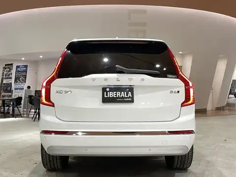 カタログ画像：ＸＣ９０ （XC90） Ｂ６ ＡＷＤ インスクリプション 2022年4月 5AA-LB420TXCM 2000cc クリスタルホワイトパール 燃費10.5km / l バック