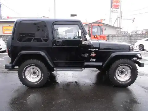 カタログ画像：ジープ・ラングラー （JEEP WRANGLER） サハラ ハードトップ 2000年11月 GF-TJ40S 4000cc ブラック 燃費6.2km / l 外装