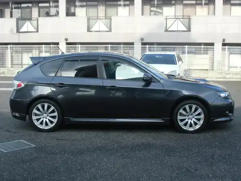 カタログ画像：インプレッサ （IMPREZA） ２．０ＧＴ 2009年9月 DBA-GH8 2000cc ダークグレー・メタリック 燃費13.0km / l 外装