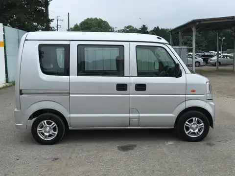 カタログ画像：エブリイ （EVERY） ＰＡ 2005年8月 EBD-DA64V 660cc シルキーシルバーメタリック 燃費15.6km / l 外装