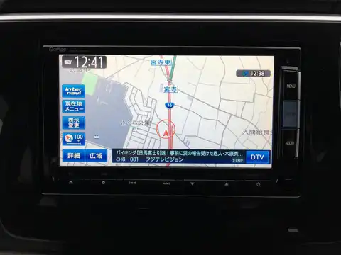 カタログ画像：ステップワゴン （STEPWAGON） Ｂ 2015年4月 DBA-RP2 1500cc クリスタルブラック・パール 燃費15.4km / l 内装