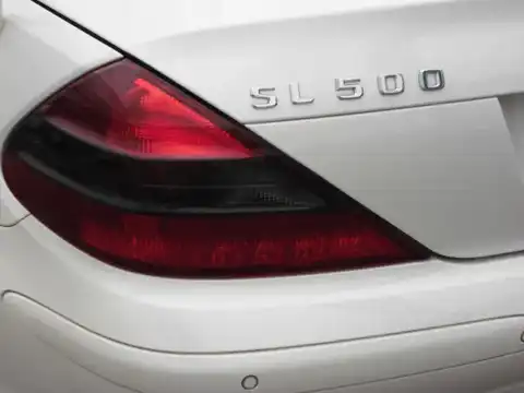 カタログ画像：ＳＬ （SL） ＳＬ３５０デジーノ 2005年9月 CBA-230467 3700cc デジーノミスティックホワイト 燃費7.4km / l 外装