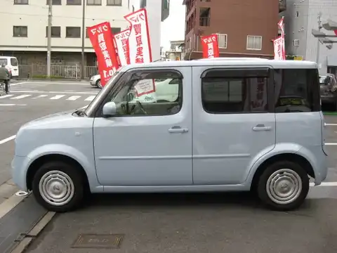 カタログ画像：キューブ （CUBE） １４Ｓ Ｖセレクション 2006年1月 DBA-BZ11 1400cc エアブルー（ＰＭ） 燃費16.4km / l 外装