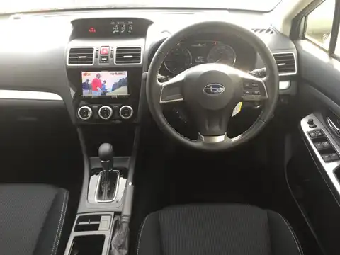 カタログ画像：インプレッサスポーツ （IMPREZA SPORTS） ２．０ｉアイサイト プラウドエディション 2015年10月 DBA-GP7 2000cc アイスシルバー・メタリック 燃費16.2km / l 内装