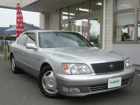 カタログ画像：セルシオ （CELSIOR） Ｂ仕様 ｅＲバージョン装着車 1997年7月 E-UCF20 4000cc シルバーメタリックトーニングＧ 燃費8.2km / l メイン（その他）