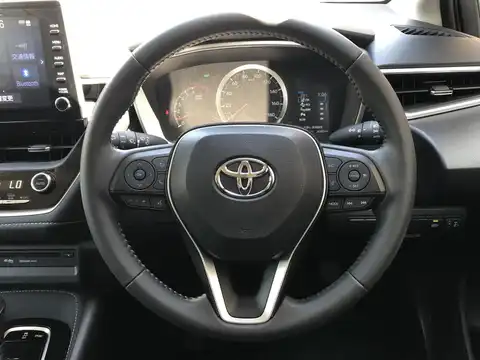 カタログ画像：カローラツーリング （COROLLA TOURING） Ｓ 2020年10月 3BA-ZRE212W 1800cc ホワイトパールクリスタルシャインorブラックマイカ×ホワイトパールクリスタルシャイン 燃費14.6km / l 内装