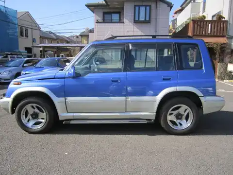 カタログ画像：エスクード （ESCUDO） ヘリー・ハンセン リミテッド ３ドア１６００ 1997年5月 E-TA01W 1600cc スキューバブルーメタリック／マーキュリーシルバーメタリック 燃費11.6km / l 外装