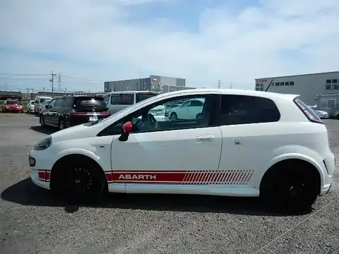 カタログ画像：アバルトプントエヴォ （ABARTH PUNTO EVO） ベースグレード 2010年10月 ABA-199145 1400cc ビアンコ 1949 外装