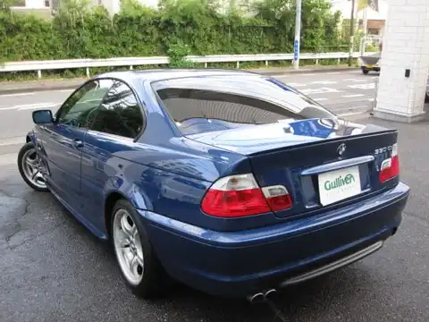 カタログ画像：３シリーズ （3 SERIES） ３３０Ｃｉ Ｍスポーツパッケージ 2003年4月 GH-AV30 3000cc 燃費9.2km / l バック