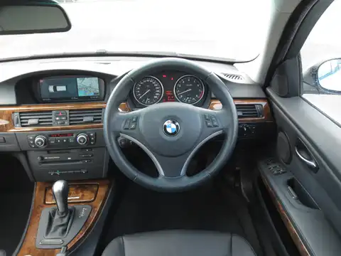 ＢＭＷ,３シリーズ,３３５ｉツーリング,2011年10月