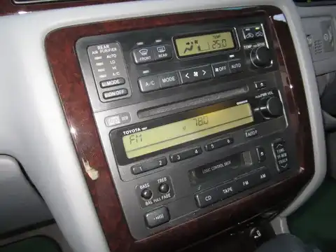 カタログ画像：クラウンマジェスタ （CROWN MAJESTA） Ａタイプ 1996年9月 E-JZS155 3000cc ブラック 燃費9.0km / l 内装