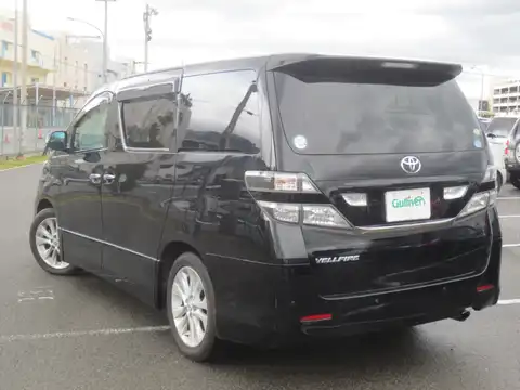 カタログ画像：ヴェルファイア （VELLFIRE） ３．５Ｚ プラチナムセレクション 2009年6月 DBA-GGH20W 3500cc ブラック 燃費9.5km / l バック