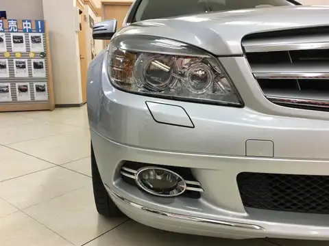 カタログ画像：Ｃクラスステーションワゴン （C-CLASS STATIONWAGON） Ｃ２００ ＣＧＩブルーエフィシェンシー ステーションワゴン アバンギャルド 2010年2月 DBA-204248 1800cc イリジウムシルバー 燃費11.6km / l 外装