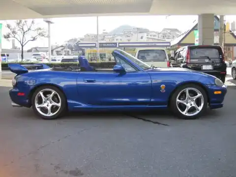 カタログ画像：ロードスター （ROADSTER） １０周年記念車 1999年1月 GF-NB8C 1800cc イノセントブルーマイカ 燃費13.0km / l 外装