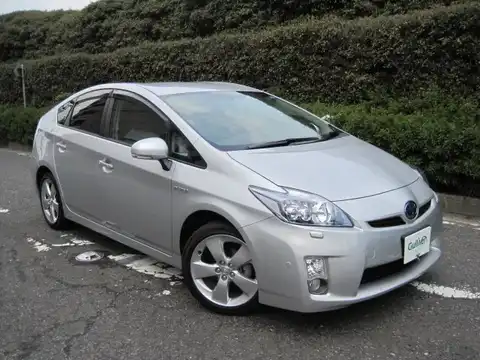 カタログ画像：プリウス （PRIUS） Ｇツーリングセレクション・レザーパッケージ 2009年5月 DAA-ZVW30 1800cc シルバーメタリックorアイスバーグシルバーマイカメタリック 燃費35.5km / l メイン（その他）