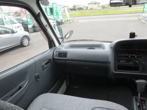 カタログ画像：ハイエースバン （HIACE VAN） ＤＸ 1993年8月 U-LH119V 2800cc ホワイト 内装