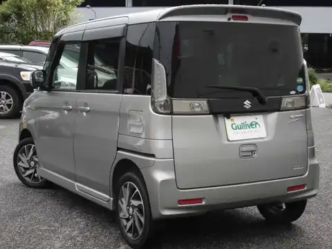 カタログ画像：スペーシアカスタム （SPACIA CUSTOM） ＴＳ（レーダーブレーキサポート装着車） 2013年9月 DBA-MK32S 660cc スチールシルバーメタリック 燃費26.0km / l バック