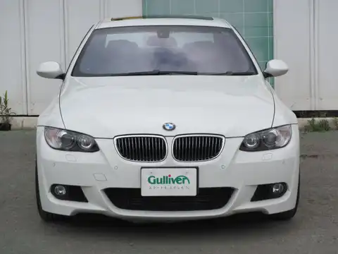 カタログ画像：３シリーズ （3 SERIES） ３３５ｉクーペ Ｍスポーツパッケージ 2008年1月 ABA-WB35 3000cc 燃費8.9km / l フロント