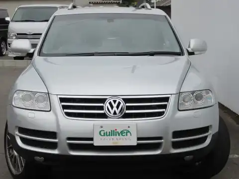 カタログ画像：トゥアレグ （TOUAREG） Ｖ６ 2004年8月 GH-7LBMVS 3200cc リフレックスシルバーメタリック 燃費7.5km / l フロント