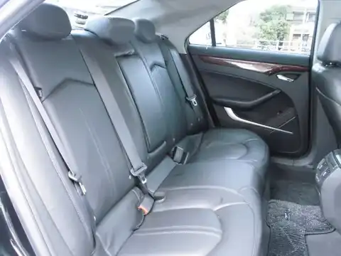 カタログ画像：キャデラックＣＴＳ （CADILLAC CTS） ３．６プレミアム 2010年1月 ABA-X322B 3600cc セーブルブラック 燃費8.0km / l 内装