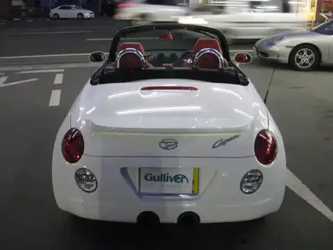 カタログ画像：コペン （COPEN） レザーパッケージ 2008年12月 ABA-L880K 660cc ホワイト 燃費18.0km / l バック