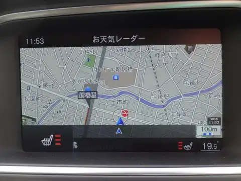 カタログ画像：Ｖ４０ （V40） Ｄ４ ＳＥ 2015年7月 LDA-MD4204T 2000cc アイスホワイト 燃費20.0km / l 内装