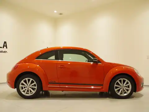 カタログ画像：ザ・ビートル （THE BEETLE） クラブ 2015年10月 DBA-16CBZ 1200cc ハバネロオレンジメタリック 燃費17.6km / l 外装