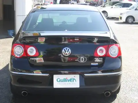 カタログ画像：パサート （PASSAT） Ｖ６ ４モーション 2007年1月 GH-3CAXZF 3200cc シャドーブルーメタリック 燃費8.9km / l バック