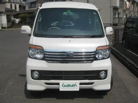 カタログ画像：ディアスワゴン （DIAS WAGON） ＲＳリミテッド 2009年9月 ABA-S331N 660cc パール・ホワイトⅢ 燃費13.4km / l フロント