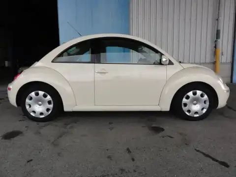 カタログ画像：ニュービートル （NEW BEETLE） ニュービートル クレム 2006年6月 GH-9CBFS 1600cc ハーベストムーンベージュ 燃費11.2km / l 外装