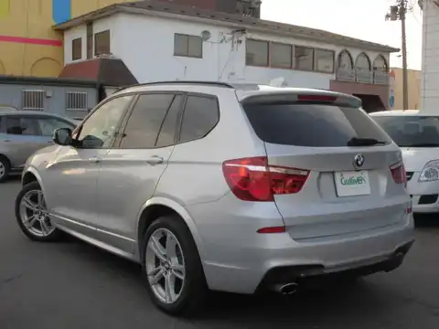 カタログ画像：Ｘ３ （X3） ｘＤｒｉｖｅ ２０ｄ ブルーパフォーマンス Ｍスポーツパッケージ 2012年9月 LDA-WY20 2000cc 燃費18.6km / l バック