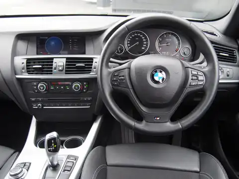 カタログ画像：Ｘ３ （X3） ｘＤｒｉｖｅ ２８ｉ Ｍスポーツパッケージ 2012年5月 DBA-WX20 2000cc 燃費13.6km / l 内装