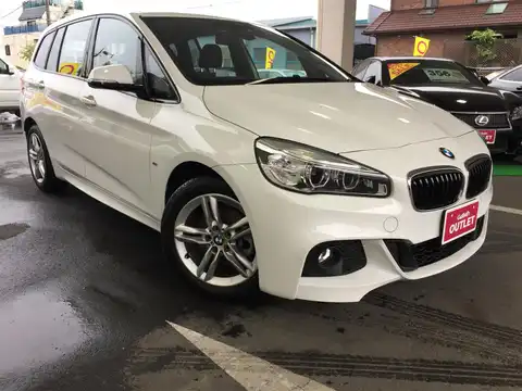 カタログ画像：２シリーズ （2 SERIES） ２１８ｄグランツアラー Ｍスポーツ 2017年3月 LDA-2E20 2000cc アルピン・ホワイトIII（ソリッド・カラー） 燃費21.3km / l メイン