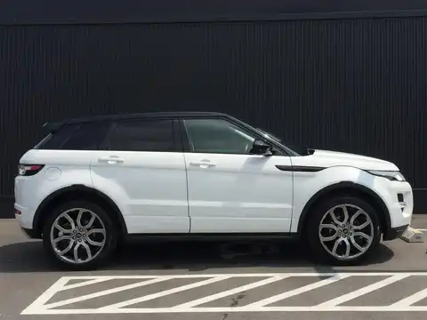 カタログ画像：レンジローバーイヴォーク （RANGE ROVER EVOQUE） ダイナミックリミテッド 2013年11月 CBA-LV2A 2000cc フジ・ホワイト 燃費10.6km / l 外装