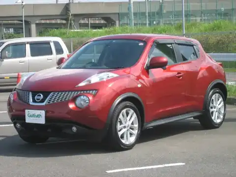 カタログ画像：ジューク （JUKE） １５ＲＸ アーバンセレクション 2011年5月 DBA-YF15 1500cc ラディアントレッド（ＰＭ） 燃費17.2km / l 外装