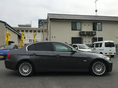 カタログ画像：３シリーズ （3 SERIES） ３２５ｉ 2005年9月 ABA-VB25 2500cc スパークリング・グラファイト（メタリック・カラー） 燃費9.3km / l 外装