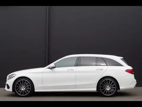 カタログ画像：Ｃクラスステーションワゴン （C-CLASS STATIONWAGON） Ｃ２５０ ステーションワゴン スポーツ 2016年6月 RBA-205245 2000cc ポーラーホワイト（Ｓ） 燃費15.4km / l 外装