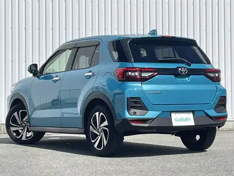 カタログ画像：ライズ （RAIZE） Ｚ 2024年11月 3BA-A210A 1000cc ブラックマイカメタリック×ターコイズブルーマイカメタリックorレーザーブルークリスタルシャイン 燃費17.4km / l バック