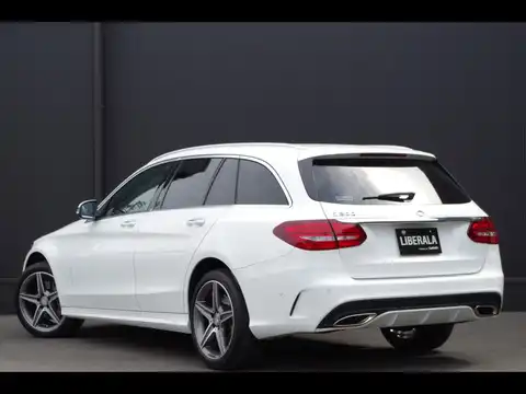 カタログ画像：Ｃクラスステーションワゴン （C-CLASS STATIONWAGON） Ｃ２００ ステーションワゴン スポーツ本革仕様 2017年3月 RBA-205242 2000cc ダイヤモンドホワイト（Ｍ） 燃費14.2km / l バック