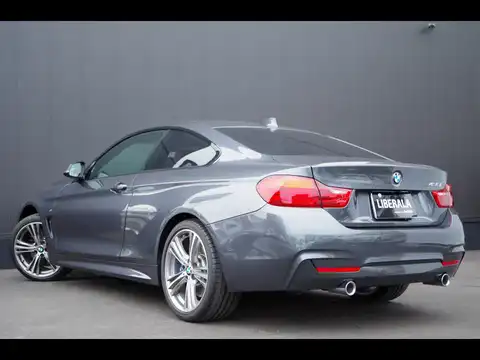 カタログ画像：４シリーズ （4 SERIES） ４３５ｉクーペ Ｍスポーツ 2014年4月 DBA-3R30 3000cc ミネラル・グレー（メタリック・カラー） 燃費12.7km / l バック