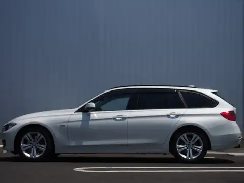 カタログ画像：３シリーズ （3 SERIES） ３２０ｄツーリング スポーツ 2018年1月 LDA-8C20 2000cc アルピン・ホワイトⅢ 燃費21.4km / l 外装