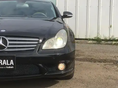 カタログ画像：ＣＬＳクラス （CLS-CLASS） ＣＬＳ３５０ ＡＭＧスポーツエディション 2006年9月 DBA-219356C 3500cc オブシディアンブラック（Ｍ） 燃費8.5km / l 外装