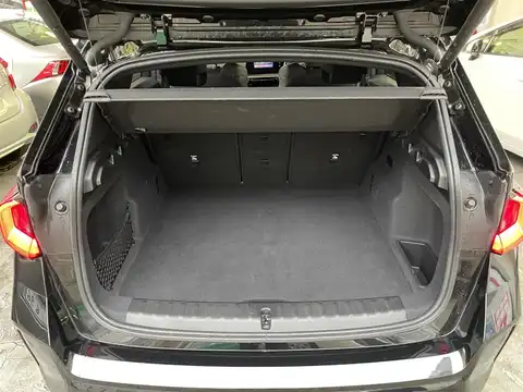 カタログ画像：ｉＸ１ （iX1） ｘＤｒｉｖｅ ３０ ｘライン 2023年9月 ZAA-62EF67 ブラック・サファイア（メタリック・カラー） 内装