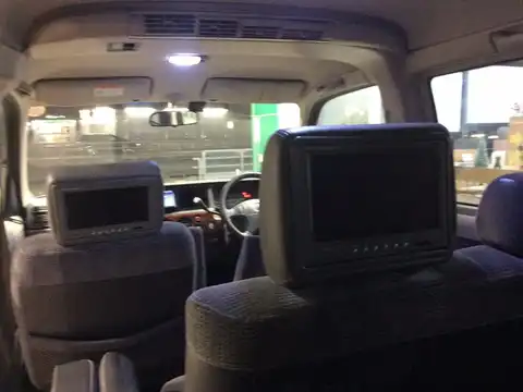 カタログ画像：ステップワゴン （STEPWAGON） グッディー ポップアップシート 2000年11月 GF-RF1 2000cc タフタホワイト 燃費11.4km / l 内装