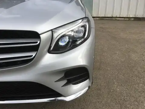 カタログ画像：ＧＬＣ （GLC-CLASS） ＧＬＣ２５０ ４マチックスポーツ 2016年9月 DBA-253946C 2000cc イリジウムシルバー（Ｍ）orダイヤモンドシルバー（Ｍ） 燃費13.4km / l 外装