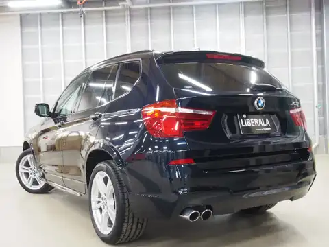 カタログ画像：Ｘ３ （X3） ｘＤｒｉｖｅ ２８ｉ Ｍスポーツパッケージ 2012年5月 DBA-WX20 2000cc 燃費13.6km / l バック